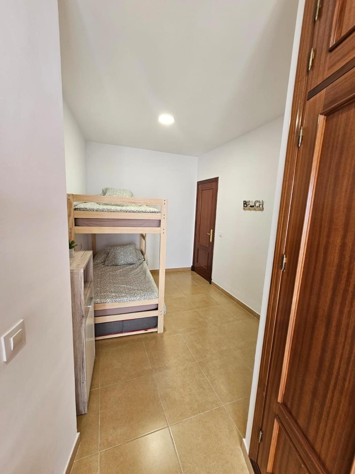 Apartamentos Terraza Chiclana Centro Ciudad ชิกลานา เด ลา ฟรอนเตรา ภายนอก รูปภาพ
